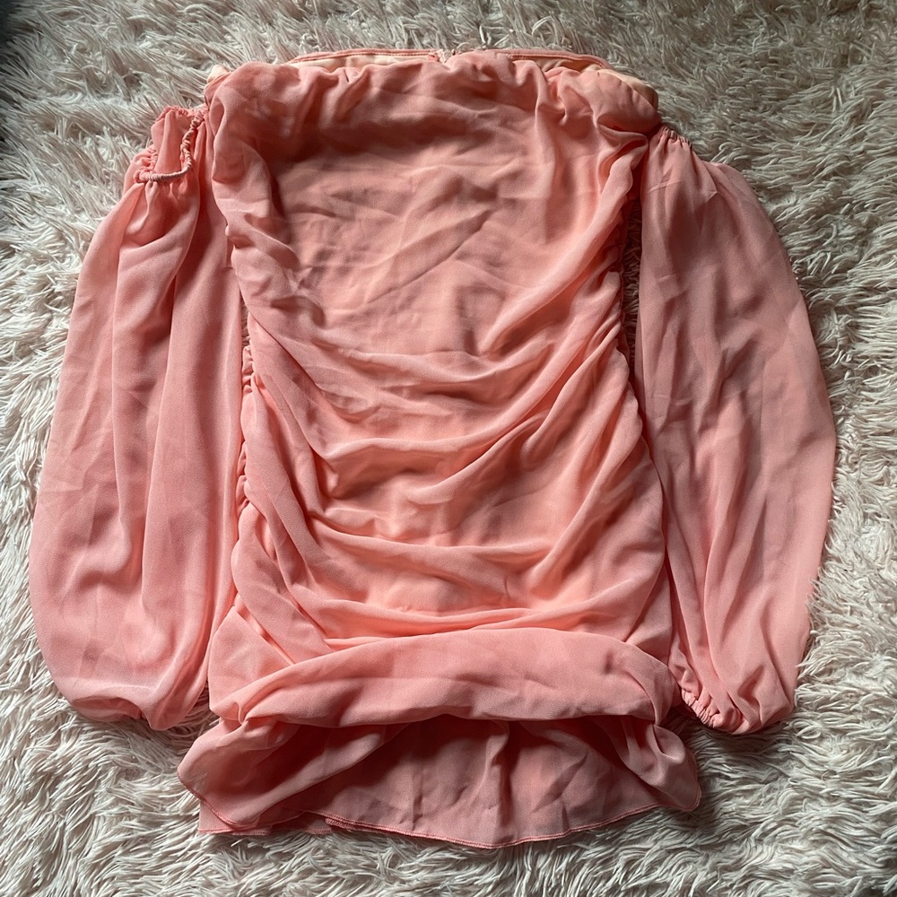 Pink off the shoulder sleeve dress